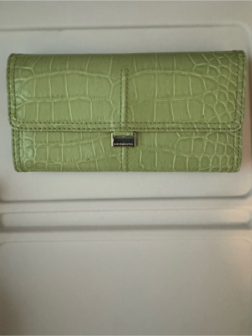 Liz Claiborne Light Green Croc-Embossed Leather Wallet